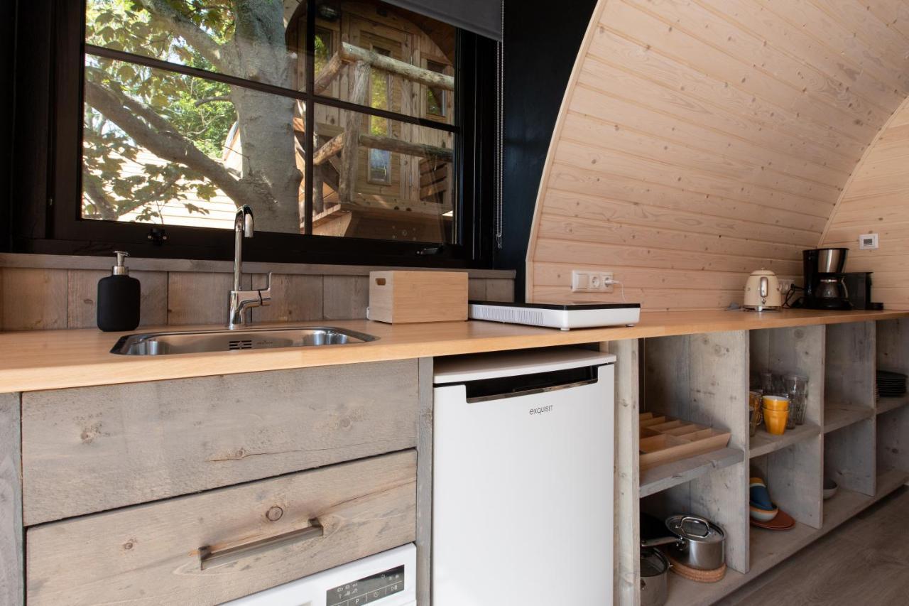 Pod Huisje Met Hottub Докьом Екстериор снимка