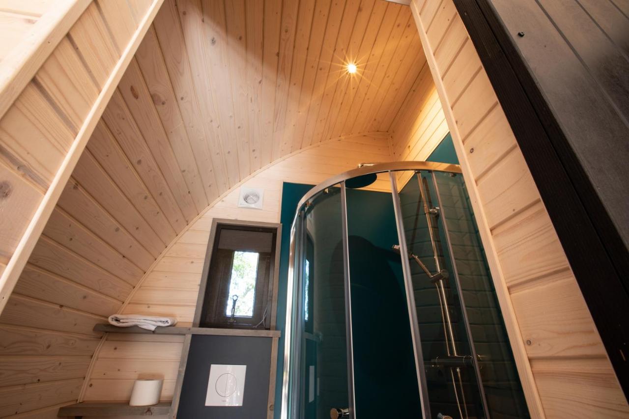 Pod Huisje Met Hottub Докьом Екстериор снимка
