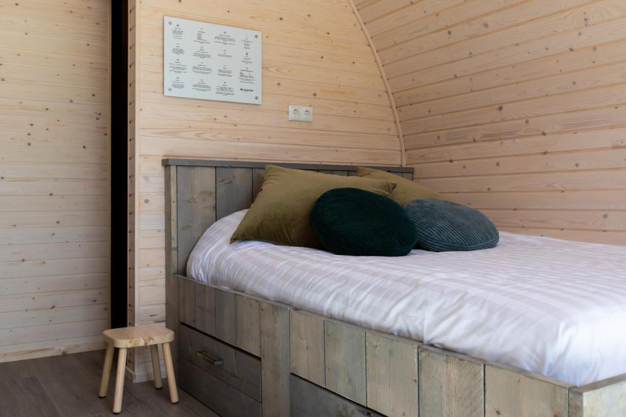 Pod Huisje Met Hottub Докьом Екстериор снимка